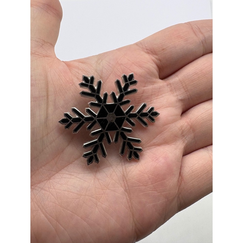 Vintage Silver Tone Black Enamel Snowflake Brooch Japan Winter Holiday Pin J130